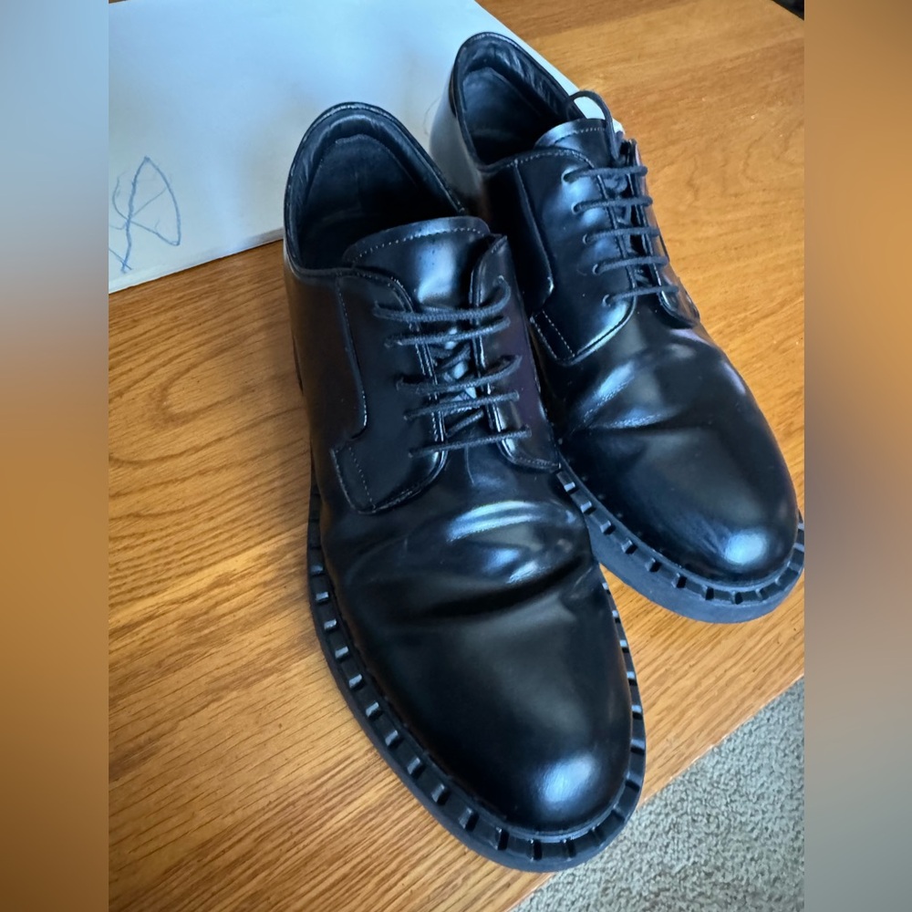 Prada leather lace ups in Black EU 39 1/2